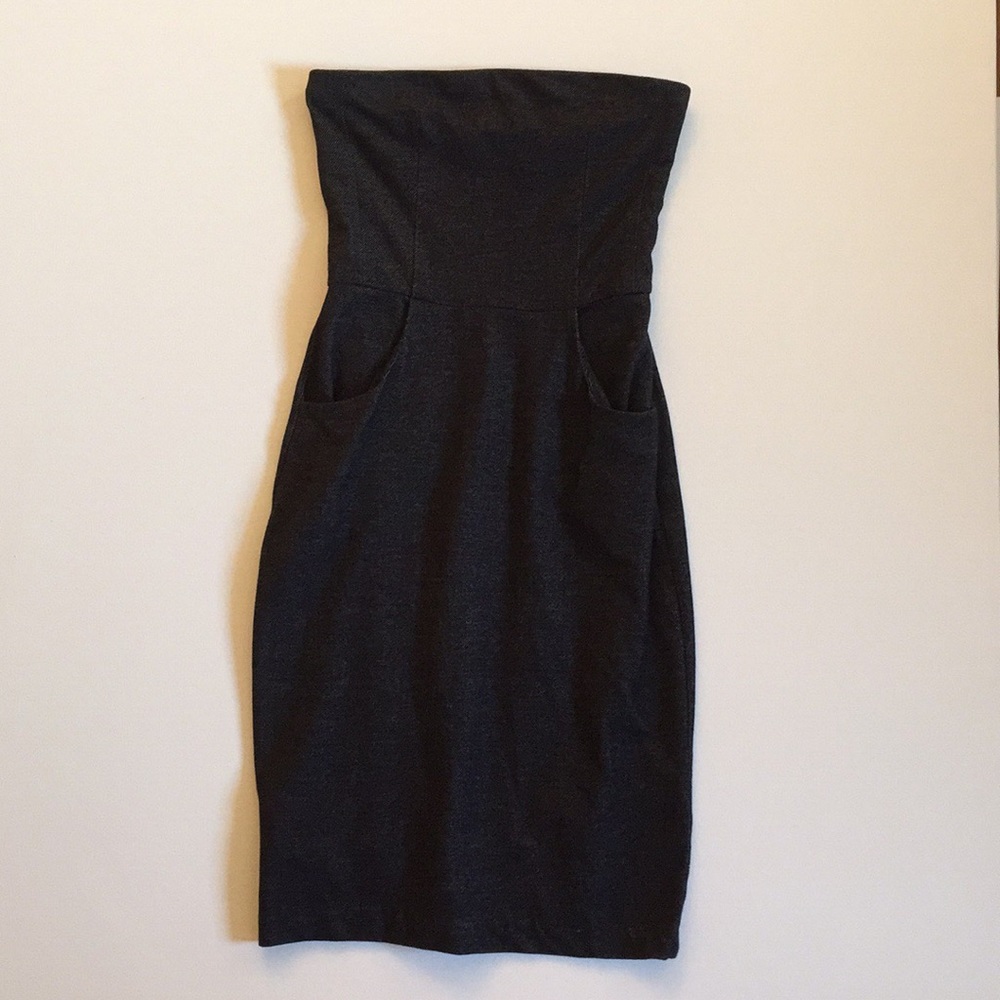 The Limited XS Strapless Bodycon Dress